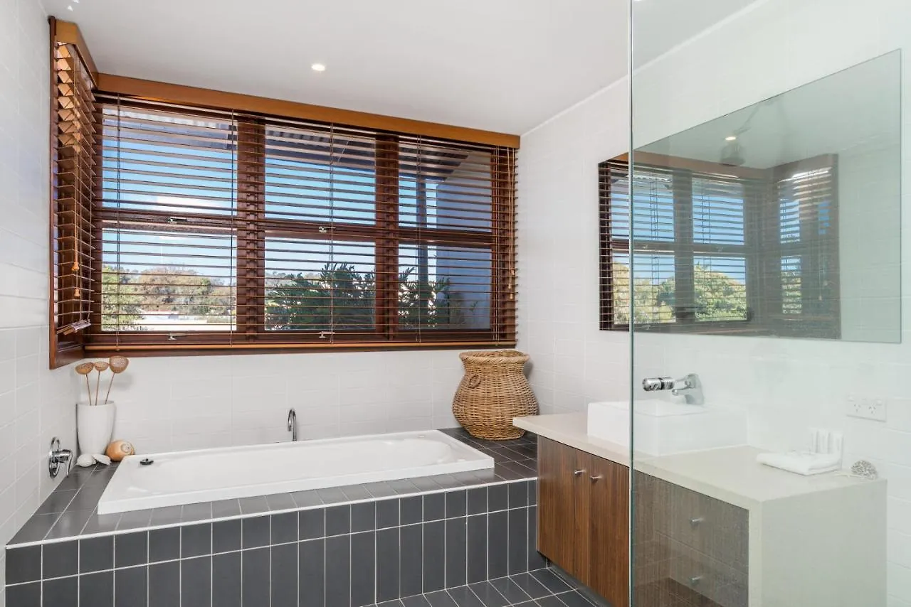 Byron Bay Accom Unit 2 21-25 Fletcher Street - Casablanca At Bogarts 0*, Byron Bay Austrálie