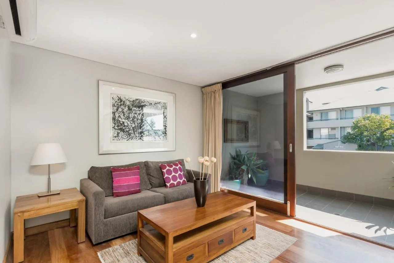 Byron Bay Accom Unit 2 21-25 Fletcher Street - Casablanca At Bogarts